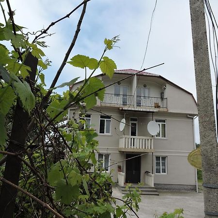 Shamil House Pensionat Makhinjauri Exteriör bild