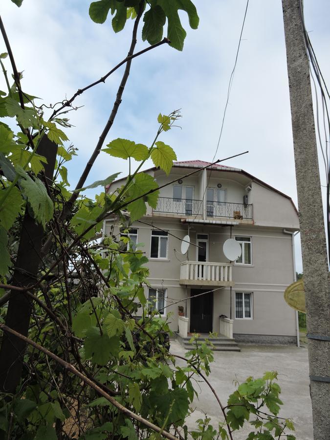Shamil House Pensionat Makhinjauri Exteriör bild